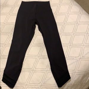 Lulu Lemmon cropped leggings